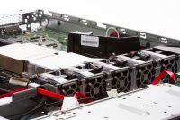 Изображение HPE DL120 Gen9 8SFF 1U, Intel Xeon E5-2600v3 / Intel Xeon E5-2600v4 до x1, 8 слотов  DIMM до  Gb | до 8 HDD/SSD 2.5 общим объёмом до 32000 ГБ. Блок питания x