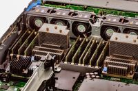Изображение DELL R740xd 12LFF 2U, Intel Xeon Scalable до x2, 24 слотов  DIMM до  Gb | до 12 HDD/SSD 3.5 общим объёмом до 240000 ГБ. Блок питания x