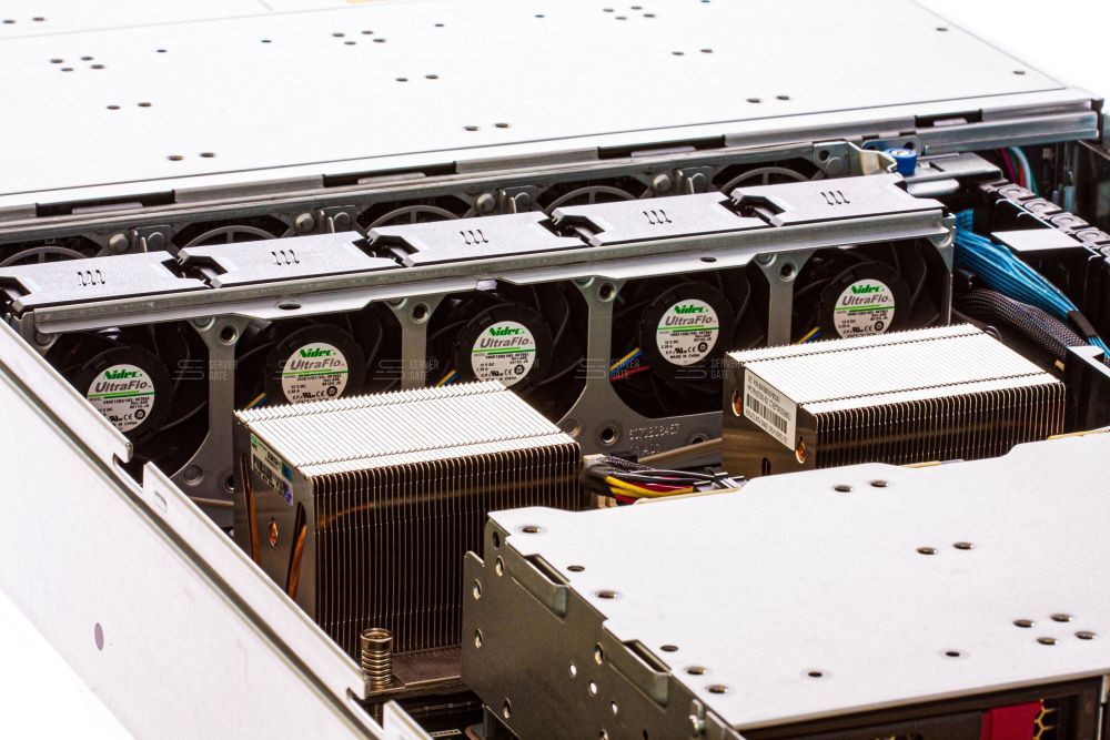 Изображение HPE Apollo 4200 Gen9 28LFF 2U, Intel Xeon E5-2600v3 / Intel Xeon E5-2600v4 до x2, 16 слотов  DIMM до  Gb | до 28 HDD/SSD 3.5 общим объёмом до 392000 ГБ. Блок питания x