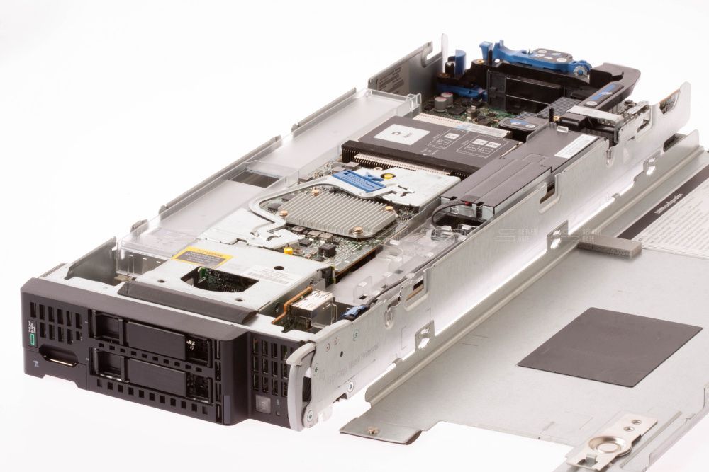 Изображение  Blade, Intel Xeon E5-2600v3 / Intel Xeon E5-2600v4 до x2, 16 слотов  DIMM до  Gb | до 2 HDD/SSD 2.5 общим объёмом до 16000 ГБ. Блок питания x