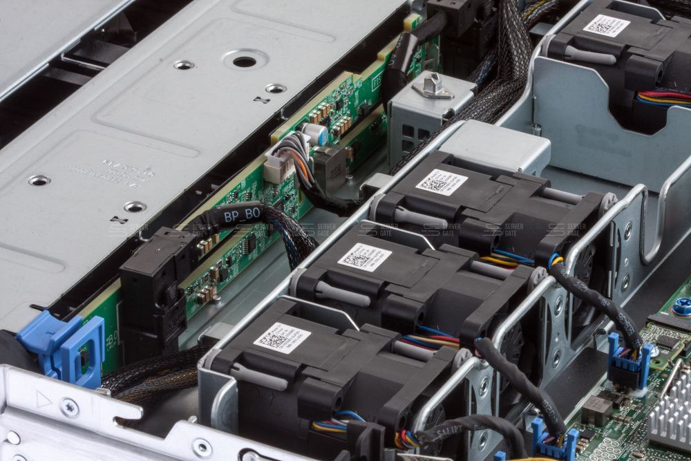 Изображение DELL PowerEdge R340 8SFF 1U,  Intel Xeon E Processor до x1, 4 слотов  DIMM до  Gb | до 8 HDD/SSD 2.5 общим объёмом до 20000 ГБ. Блок питания x