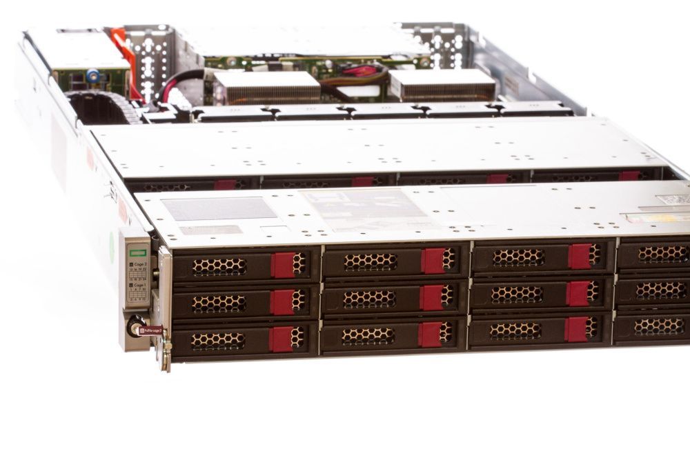 Изображение HPE Apollo 4200 Gen9 28LFF 2U, Intel Xeon E5-2600v3 / Intel Xeon E5-2600v4 до x2, 16 слотов  DIMM до  Gb | до 28 HDD/SSD 3.5 общим объёмом до 392000 ГБ. Блок питания x