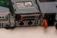 Изображение DELL C4130 1U, Intel Xeon E5-2600v3 / Intel Xeon E5-2600v4 до x2, 16 слотов  DIMM до  Gb | до 2 HDD/SSD 1.8 общим объёмом до 2000 ГБ. Блок питания x