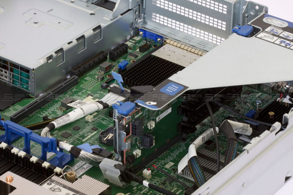 Изображение Новый HPE DL380 Gen11 12LFF 2U, Intel Xeon Scalable Gen4 / Gen5 до x2, 32 слотов  DIMM до  Gb | до 12 HDD/SSD 3.5 общим объёмом до 240000 ГБ. Блок питания x