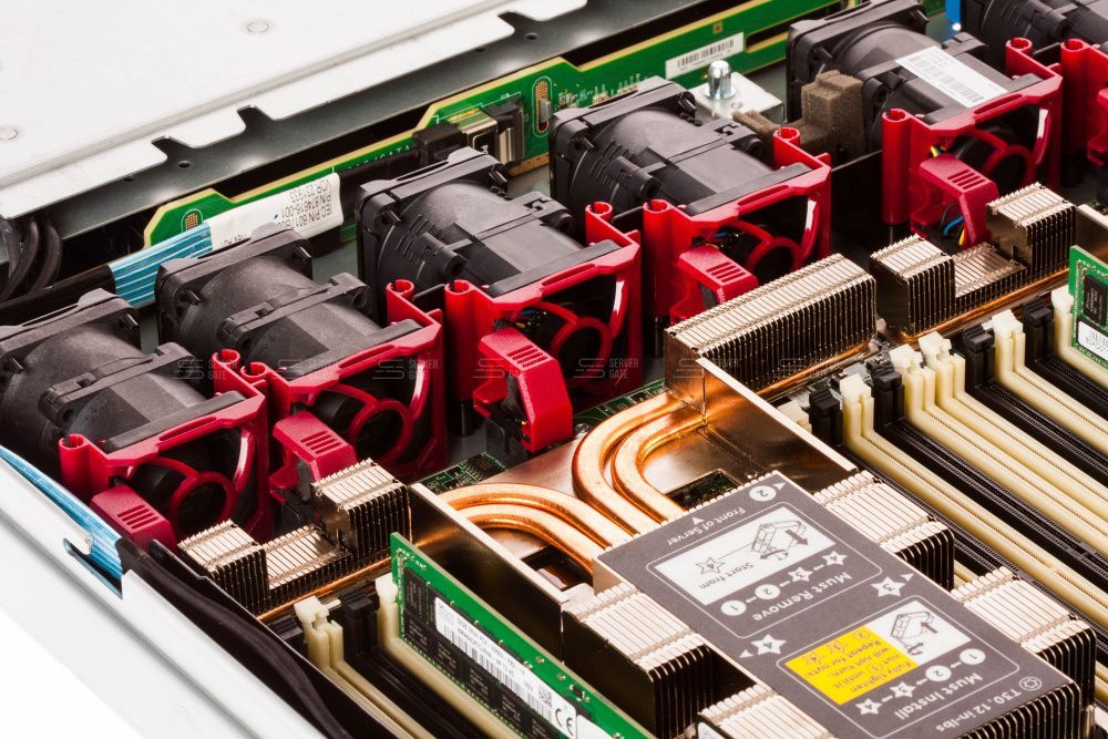 Изображение HPE DL360 Gen10 4LFF 1U, Intel Xeon Scalable до x2, 24 слотов  DIMM до  Gb | до 4 HDD/SSD 3.5 общим объёмом до 80000 ГБ. Блок питания x