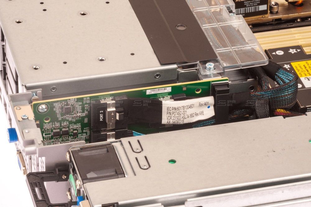Изображение HPE Apollo 4200 Gen10 24LFF 2U, Intel Xeon Scalable до x2, 16 слотов  DIMM до  Gb | до 24 HDD/SSD 3.5 общим объёмом до 480000 ГБ. Блок питания x