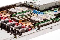 Изображение HPE DL360 Gen10 4LFF 1U, Intel Xeon Scalable до x2, 24 слотов  DIMM до  Gb | до 4 HDD/SSD 3.5 общим объёмом до 80000 ГБ. Блок питания x