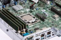 Изображение DELL PowerEdge R340 8SFF 1U,  Intel Xeon E Processor до x1, 4 слотов  DIMM до  Gb | до 8 HDD/SSD 2.5 общим объёмом до 20000 ГБ. Блок питания x