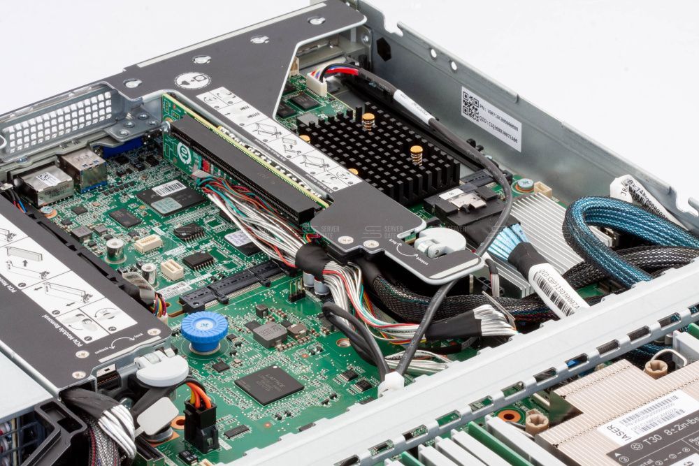 Изображение Новый сервер Kaytus KR1280-X2 4LFF + 4 SAS/NVME 1U, Intel Xeon Scalable Gen4 / Gen5 до x2, 32 слотов  DIMM до  Gb | до 8 HDD/SSD 3.5 общим объёмом до 102720 ГБ. Блок питания x